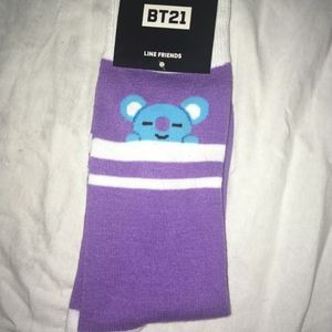 BTS X LINE FRIENDS OFFICIAL MERCH SOCKS (Koya)
